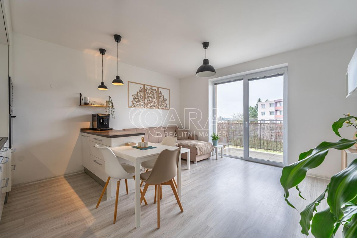 Pronájem bytu 2+kk 51 m² – fotografie 4