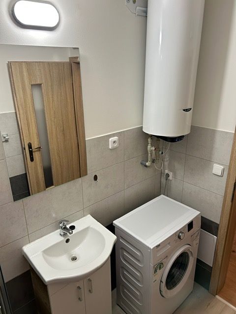Pronájem bytu 2+kk 36 m² – fotografie 3