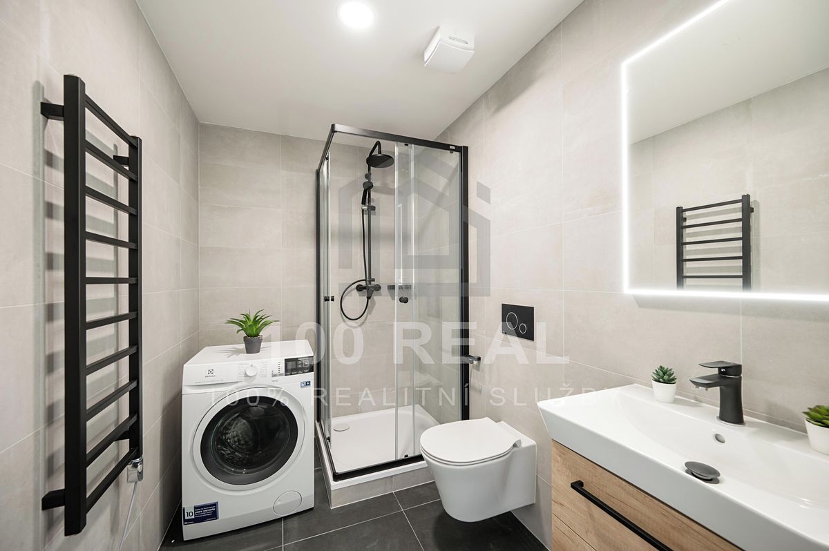 Pronájem bytu 1+kk 29 m²
