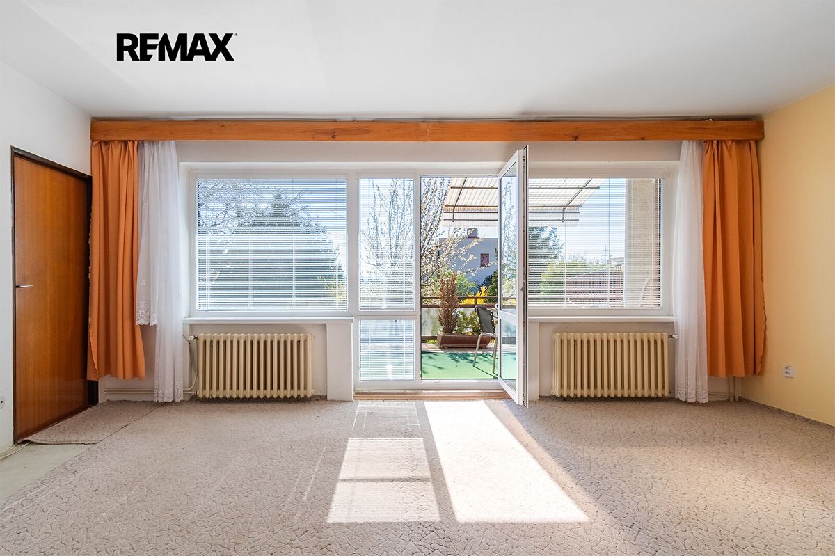 Prodej rodinného domu 290 m², pozemek 213 m² – fotografie 3