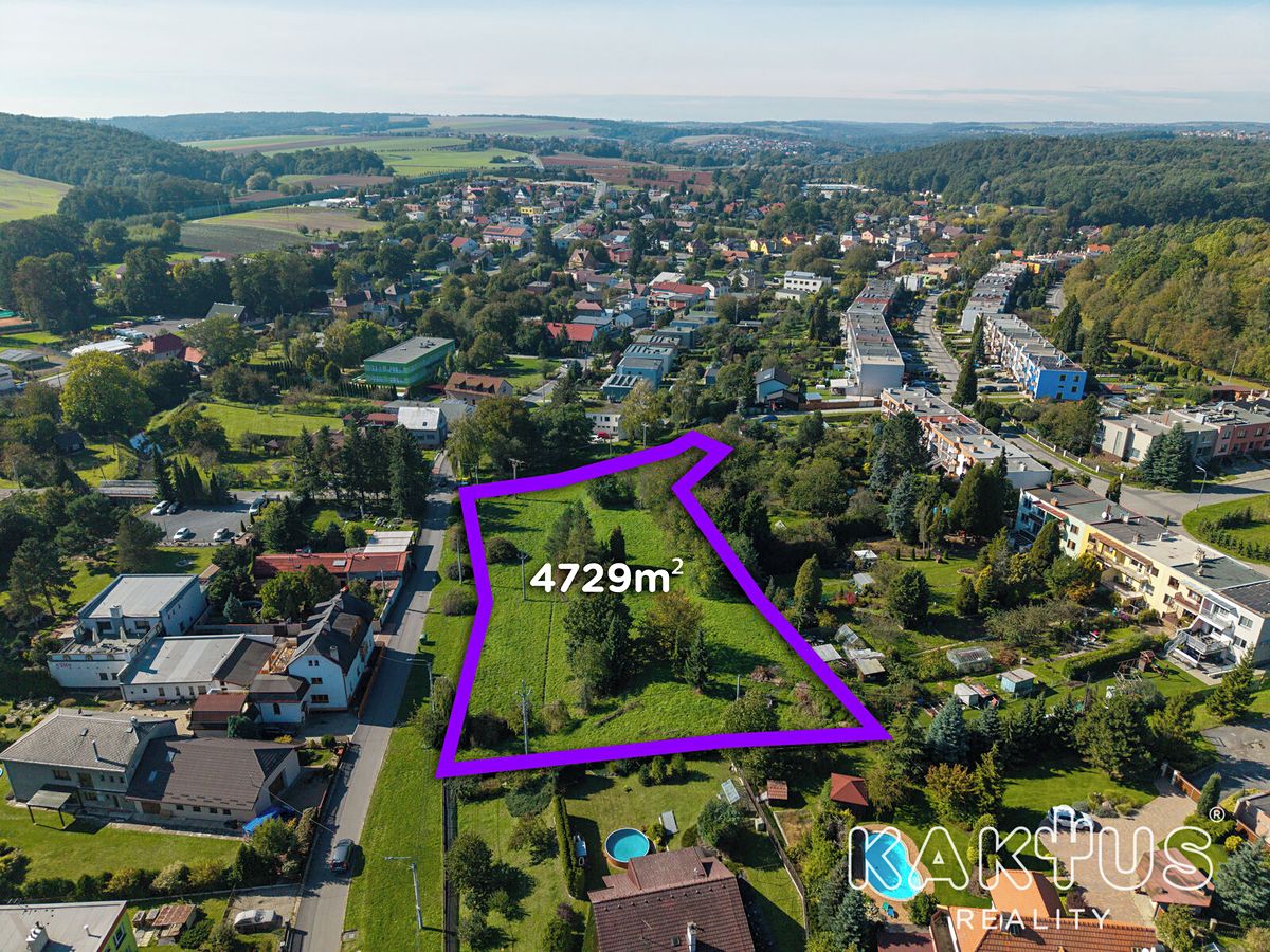 Prodej stavebního pozemku 4729 m² – fotografie 3