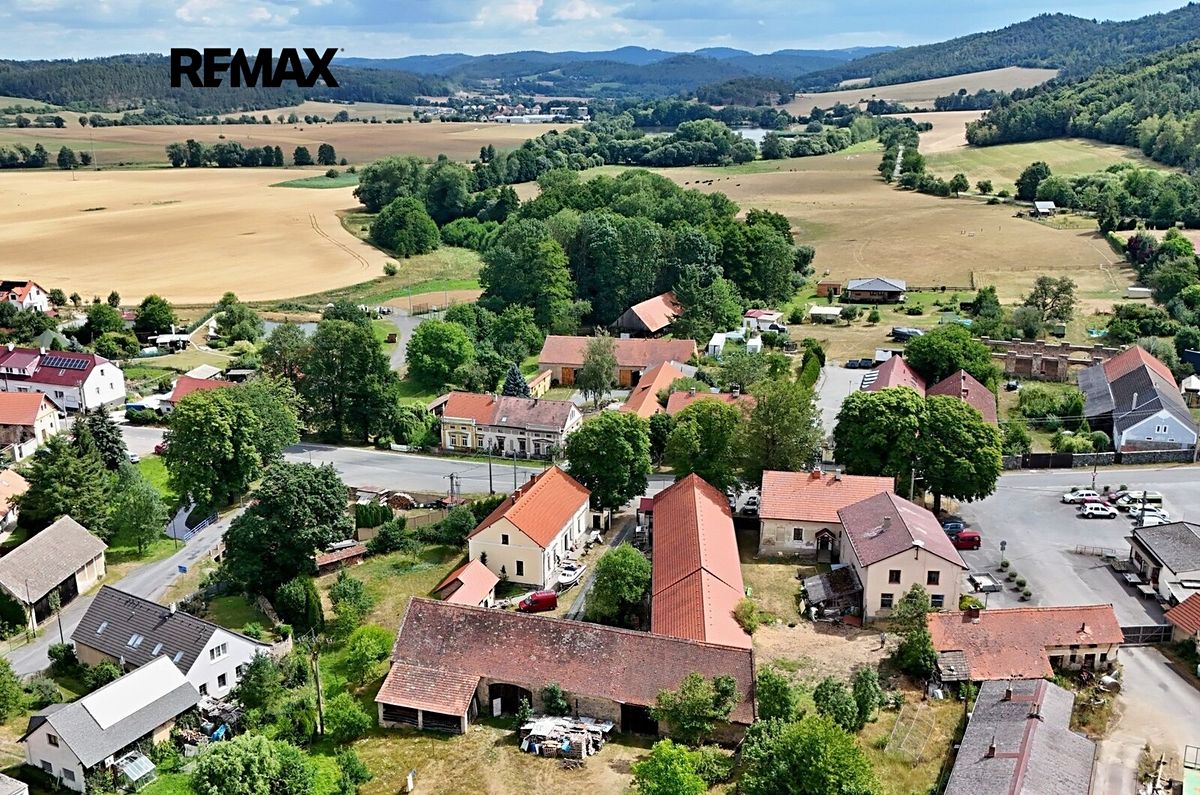 Prodej rodinného domu 117 m², pozemek 562 m² – fotografie 2