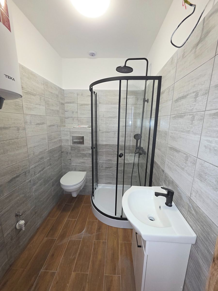 Pronájem bytu 2+kk 55 m² – fotografie 4