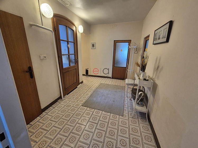Prodej domu, 280 m² (17 z 29)