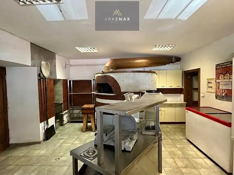 Prodej restaurace 800 m², Staré Město – náhled fotky 3
