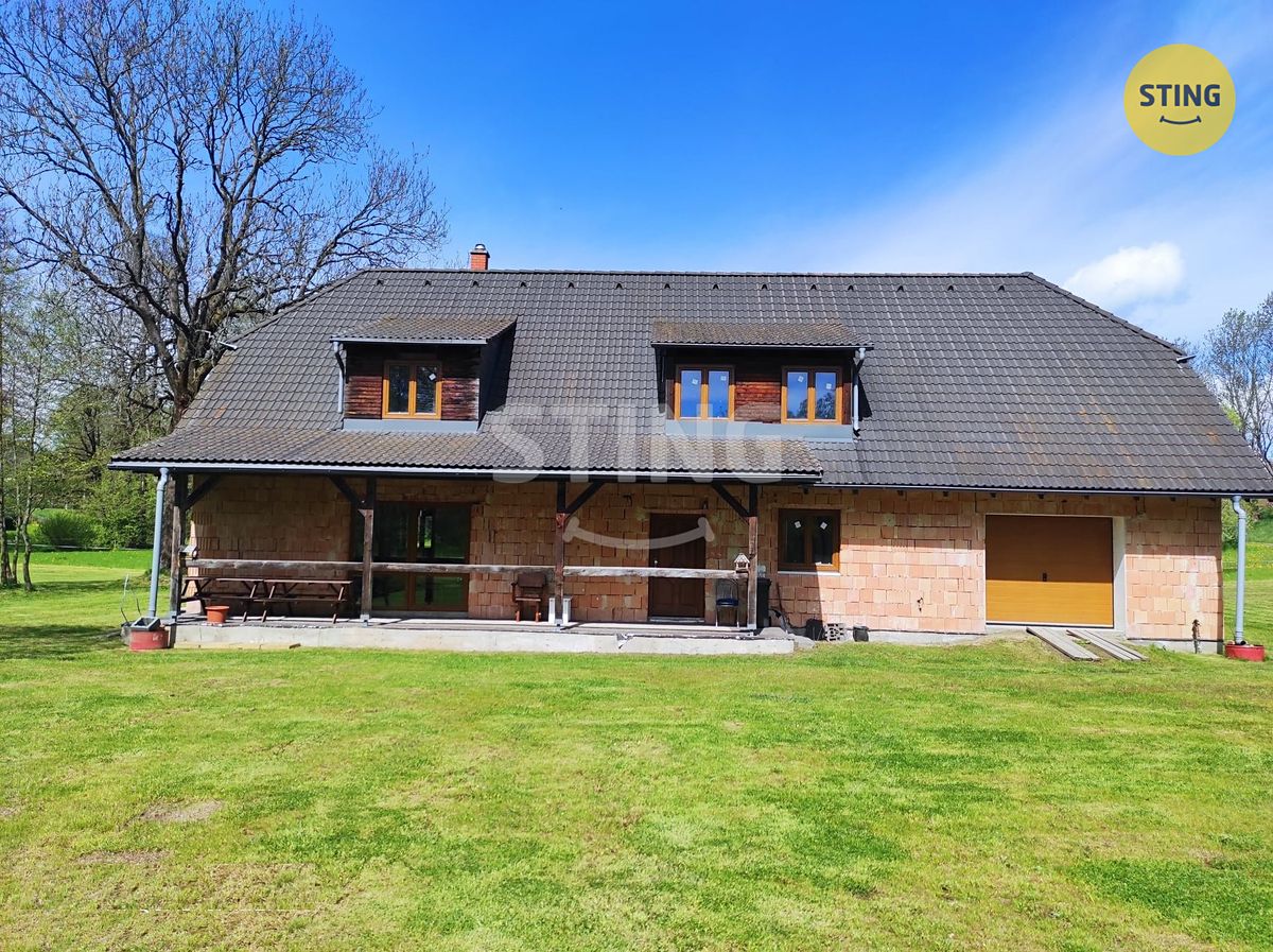 Prodej chalupy 280 m², pozemek 2800 m² – fotografie 2