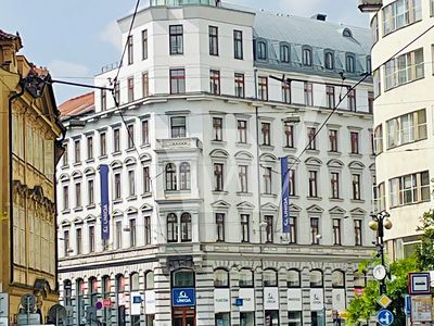 Pronájem kanceláře 142 m²