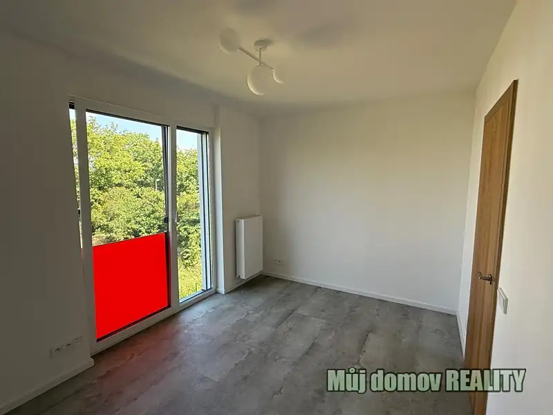 Pronájem bytu 3+kk 71 m², Praha – náhled fotky 3