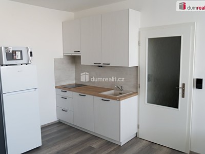 Pronájem bytu 1+kk 32 m²