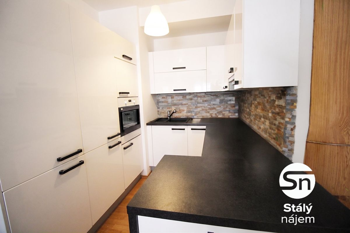 Pronájem bytu 2+kk 47 m² – fotografie 4