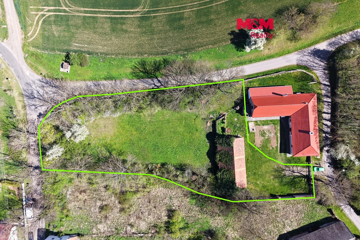 Prodej stavebního pozemku 3331 m²