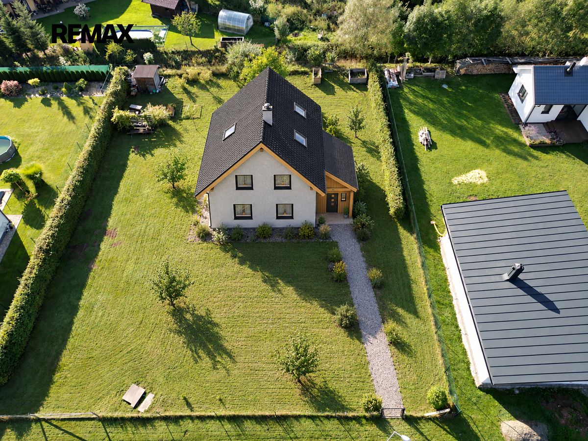 Prodej stavebního pozemku 1356 m² – fotografie 3