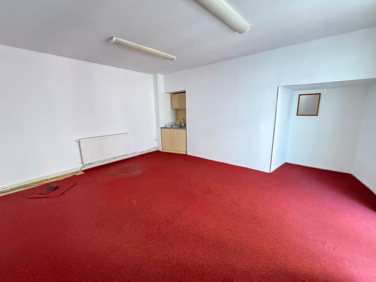Комерційне приміщення в оренду, 25 м² (2 з 7)