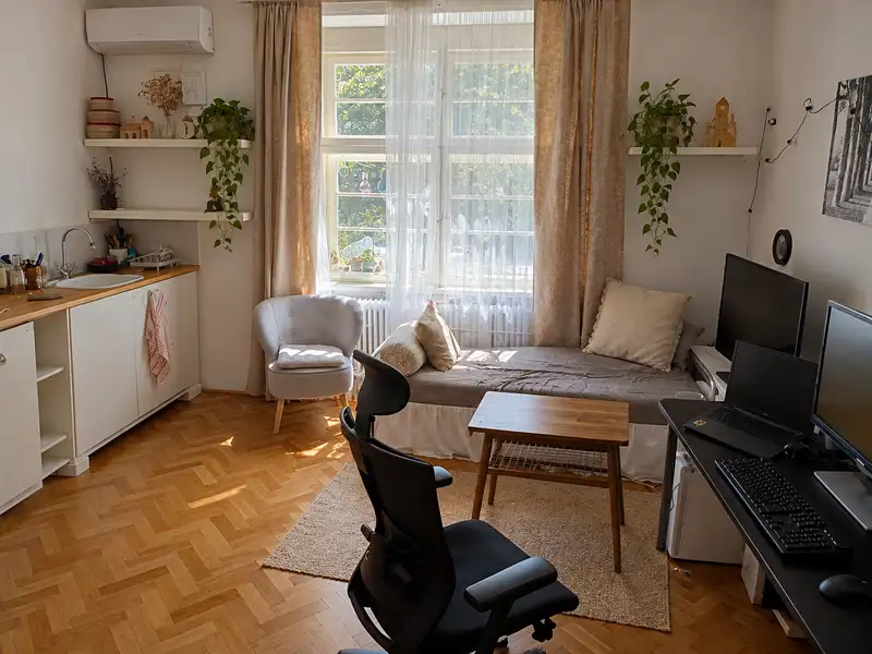 Prodej bytu 2+kk 56 m², Praha – náhled fotky 1