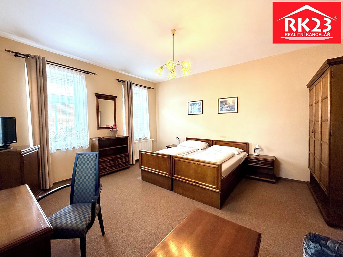 Pronájem bytu 1+kk 40 m²