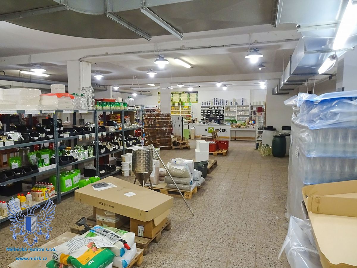 Pronájem skladového prostoru 333 m² – fotografie 3