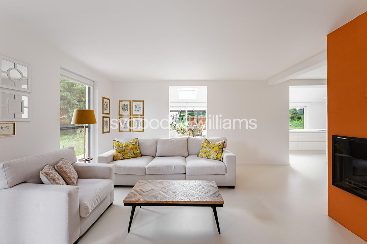 Prodej vily 422 m², pozemek 2441 m² – fotografie 5