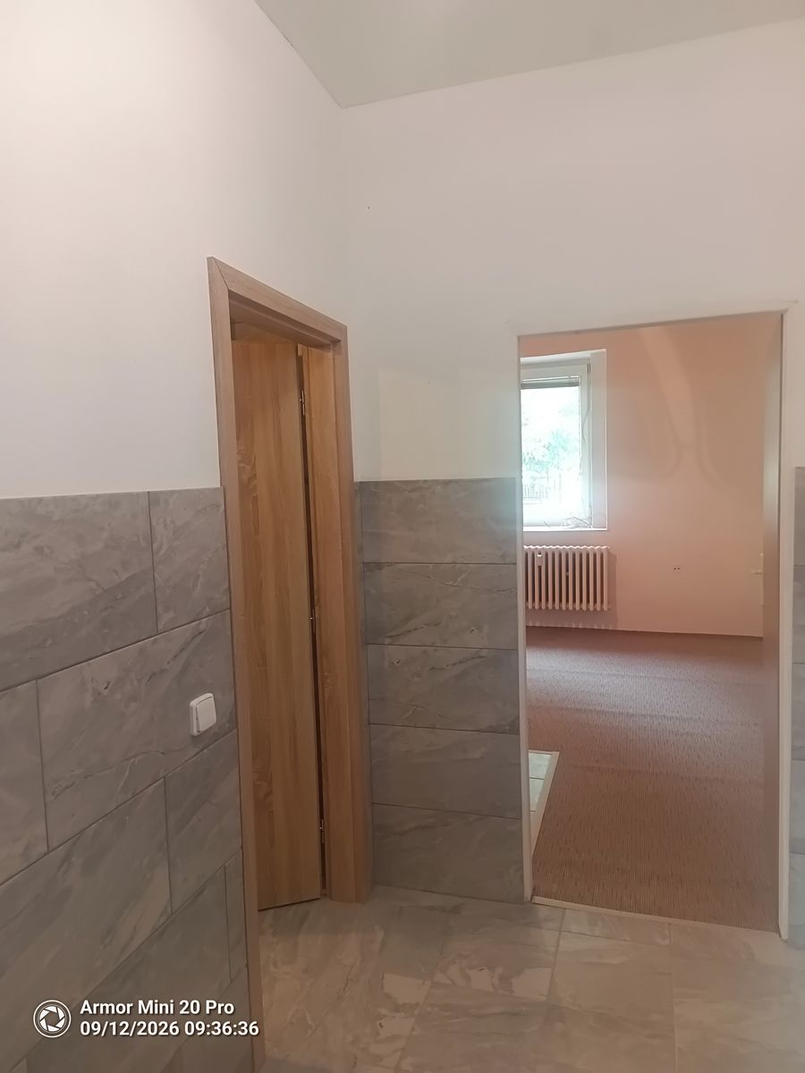 Pronájem bytu 2+kk 48 m² – fotografie 4