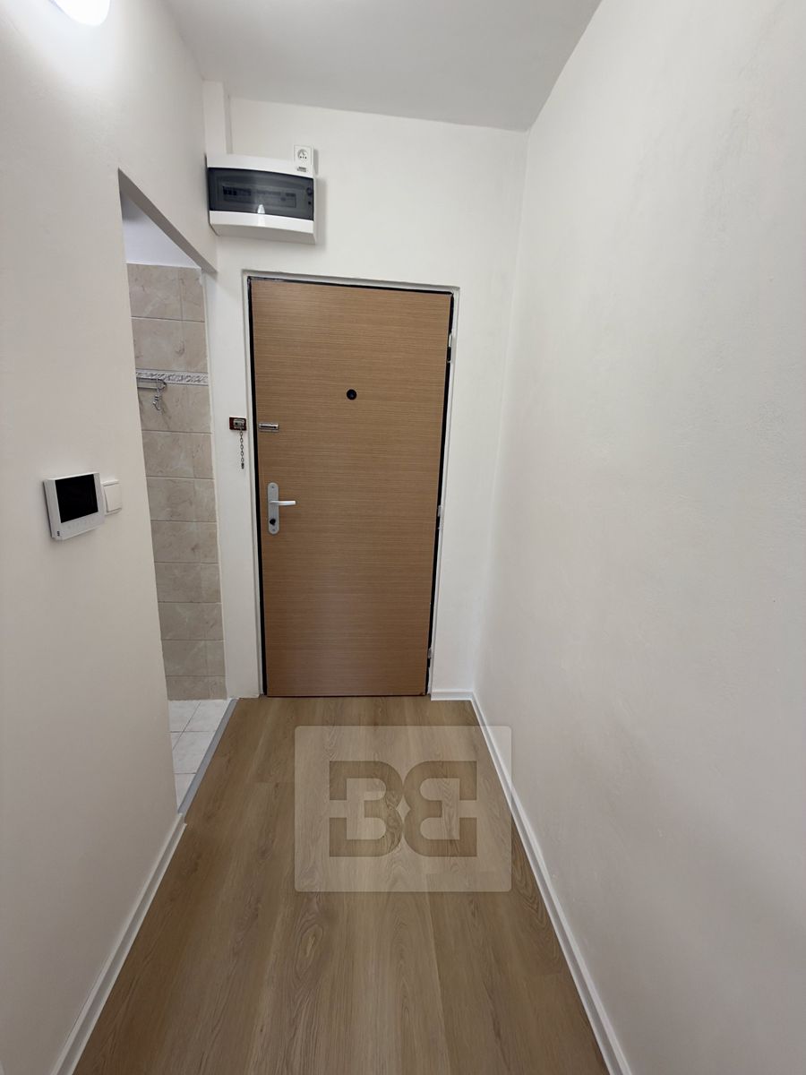 Pronájem bytu 1+1 36 m² – fotografie 4