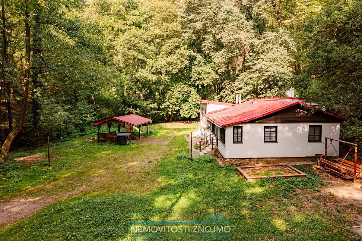 Prodej chaty 180 m², pozemek 200 m² – fotografie 5