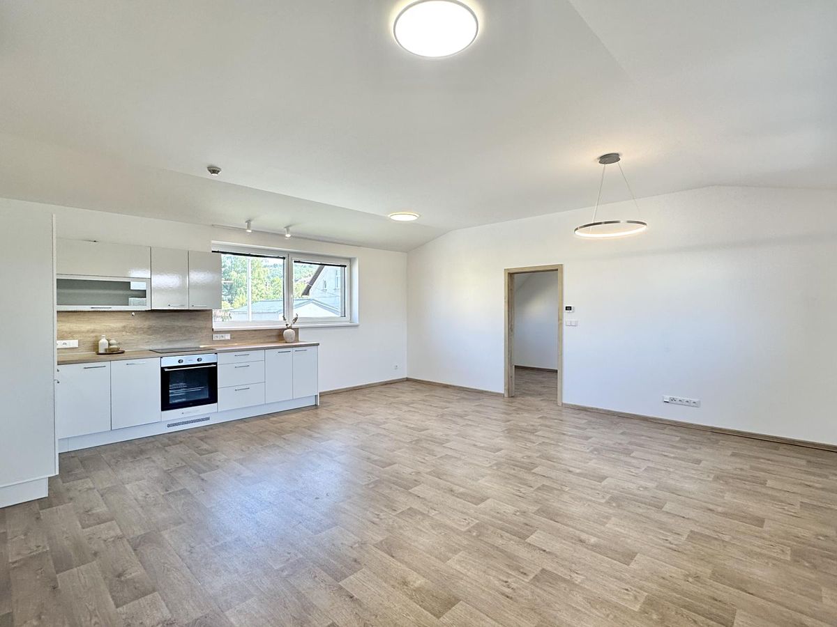 Pronájem bytu 3+kk 83 m² – fotografie 5