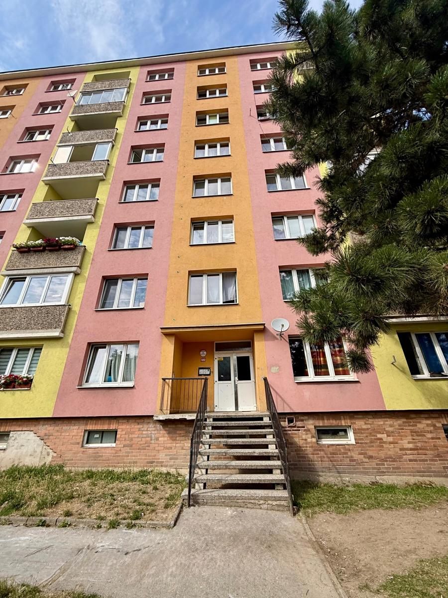 Prodej bytu 3+1 60 m², Chomutov – fotka 1 z 3
