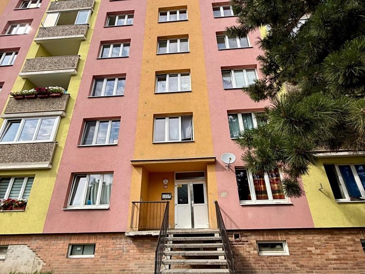 Prodej bytu 3+1, 60 m² (1 z 10)