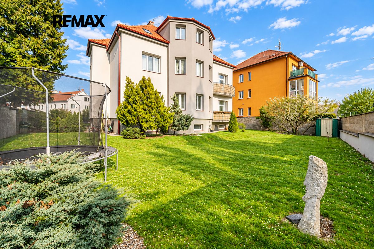 Pronájem bytu 3+kk 74 m²