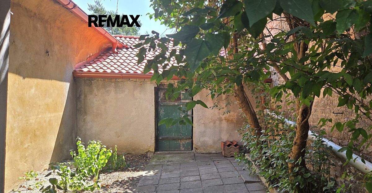 Prodej rodinného domu 140 m², pozemek 738 m² – fotografie 3