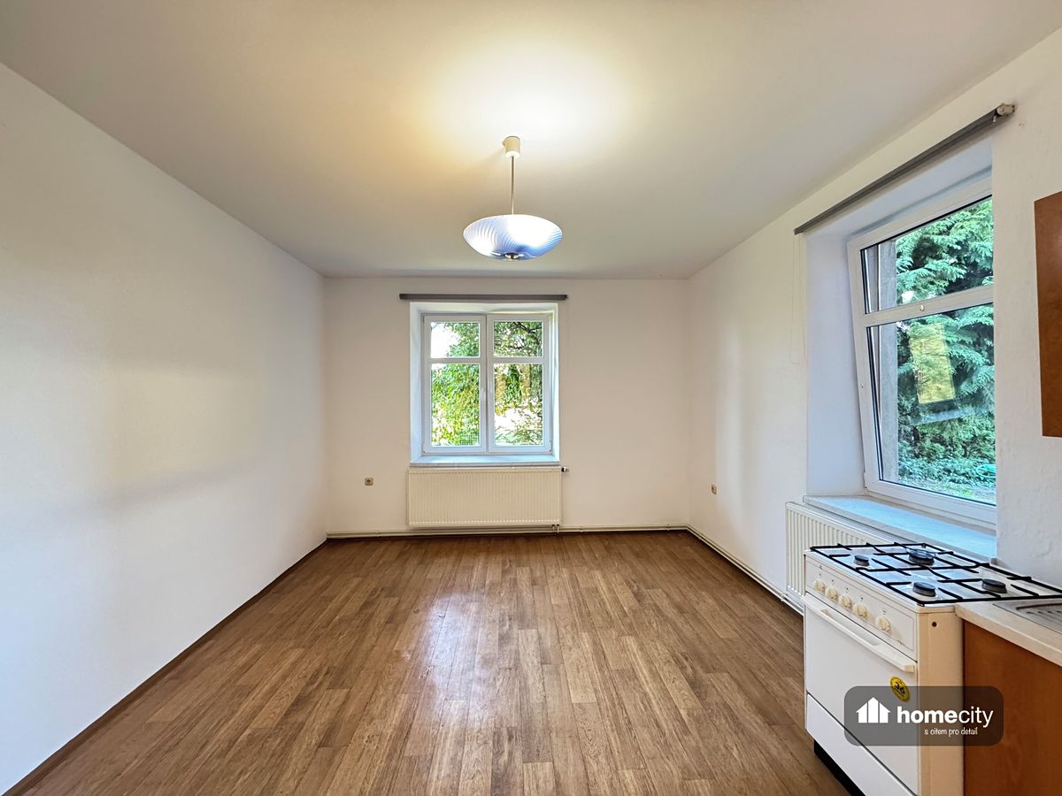 Pronájem bytu 2+kk 89 m² – fotografie 2