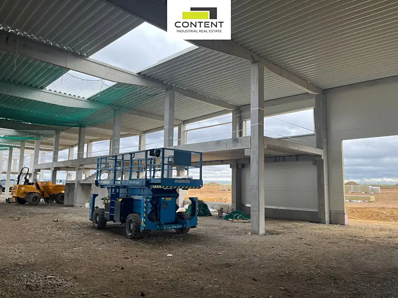 Pronájem skladového prostoru 5920 m², Tuchoměřice – náhled fotky 3