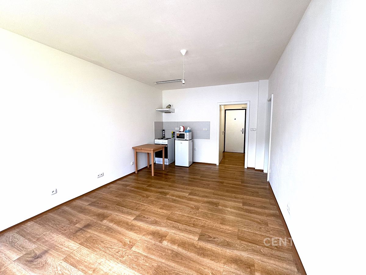 Prodej bytu 1+kk 30 m² – fotografie 2