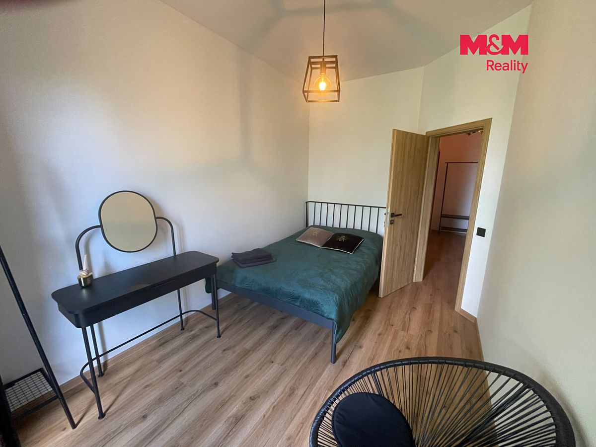 Pronájem bytu 1+kk 25 m² – fotografie 3