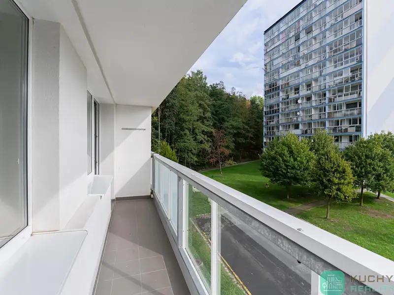 Prodej bytu 2+1 63 m², Osek – náhled fotky 3