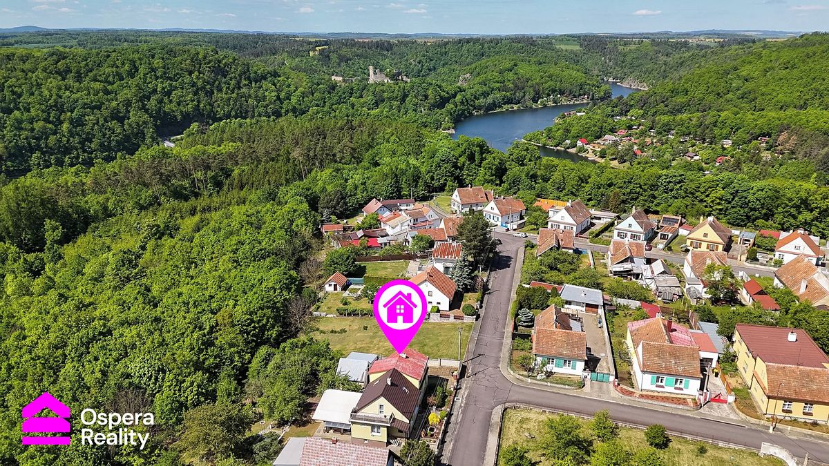 Prodej rodinného domu 140 m², pozemek 571 m² – fotografie 2