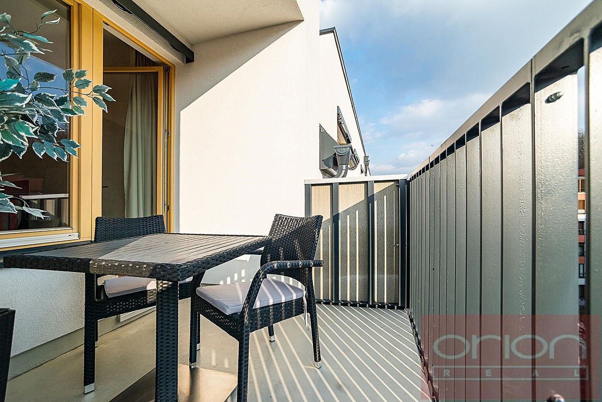 Pronájem bytu 4+kk 97 m² – fotografie 2