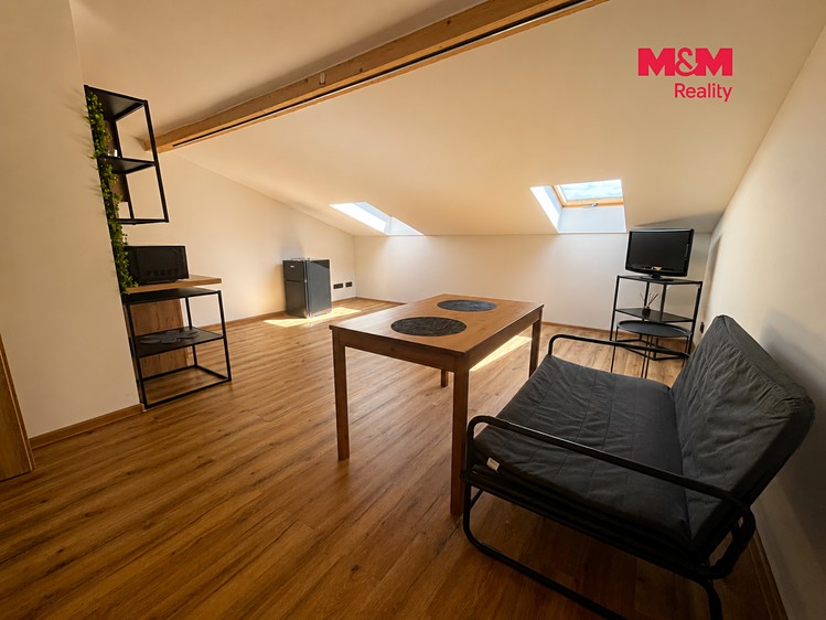 Pronájem bytu 3+kk, 80 m² (5 z 17)