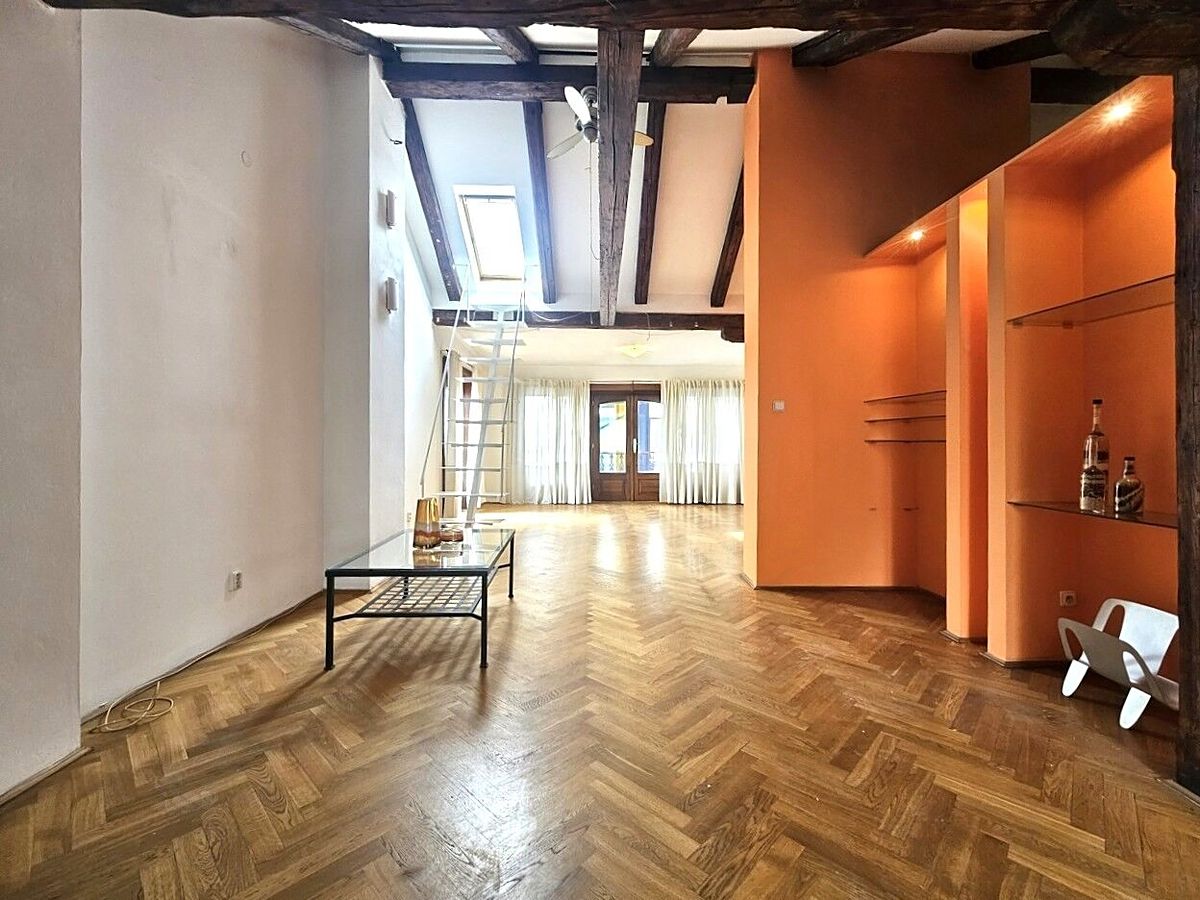 Pronájem bytu 3+1 164 m² – fotografie 4