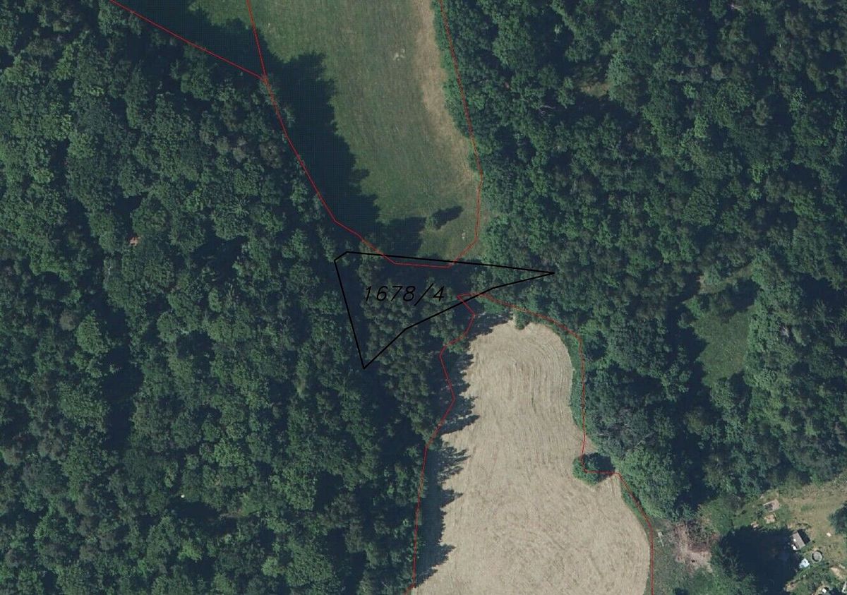 Prodej pole 1263 m²