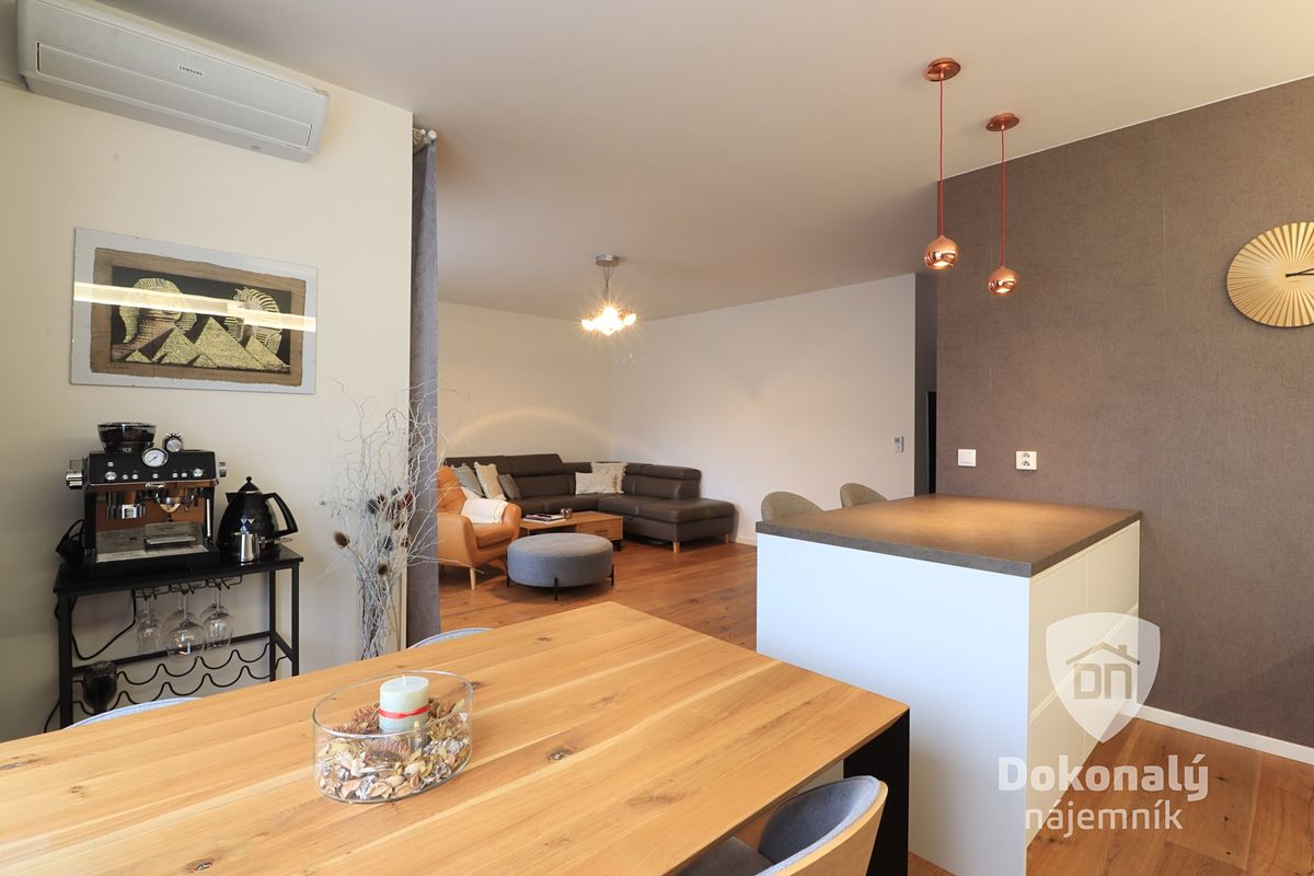 Pronájem bytu 2+kk 63 m²