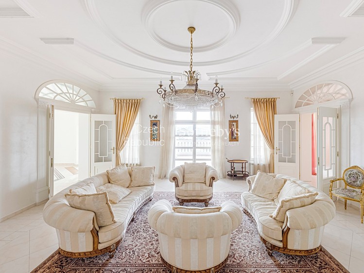 Prodej domu, 975 m² (8 z 23)