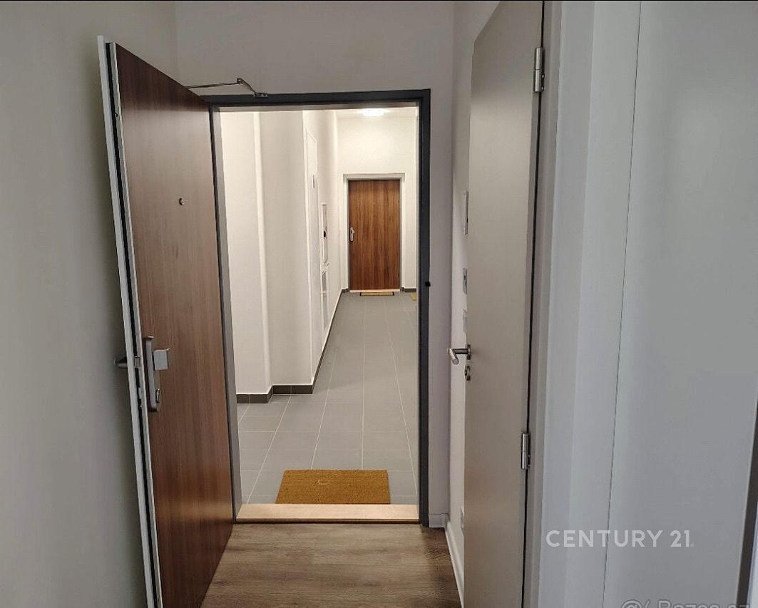 Pronájem bytu 2+kk 48 m² – fotografie 5