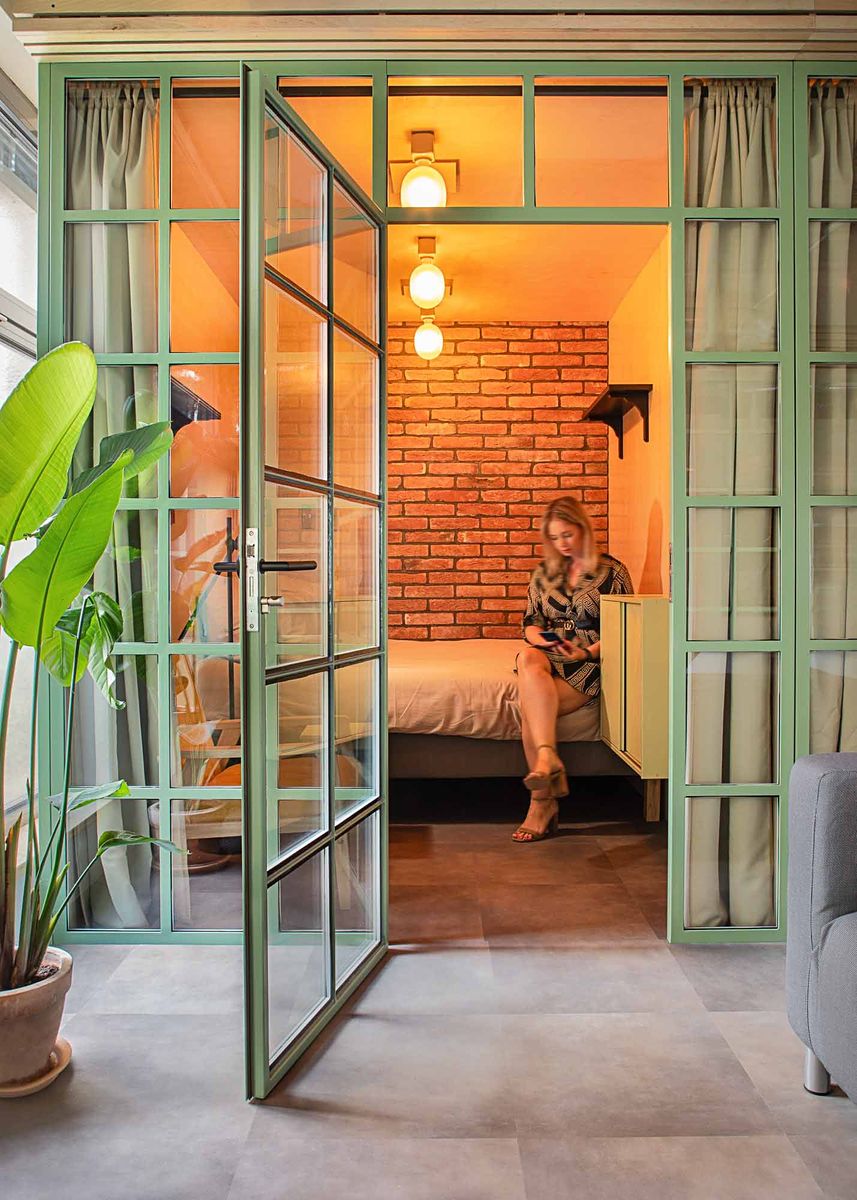Pronájem bytu atypický 141 m² – fotografie 2