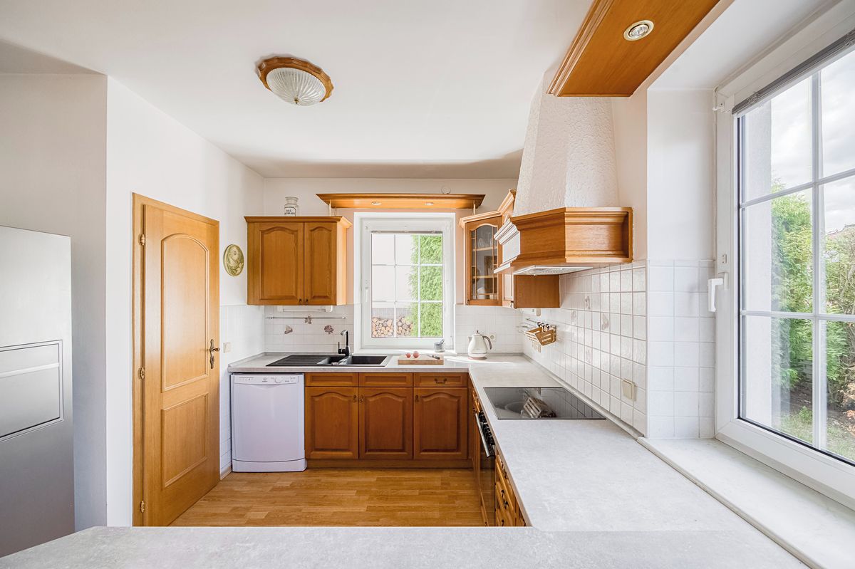 Prodej rodinného domu 223 m², pozemek 799 m² – fotografie 5