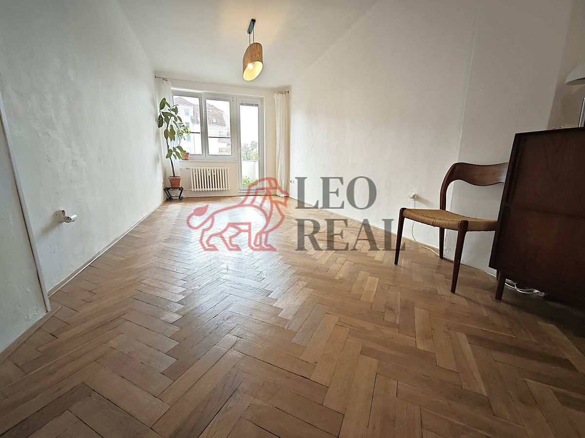 Pronájem bytu 2+1 51 m² – fotografie 3