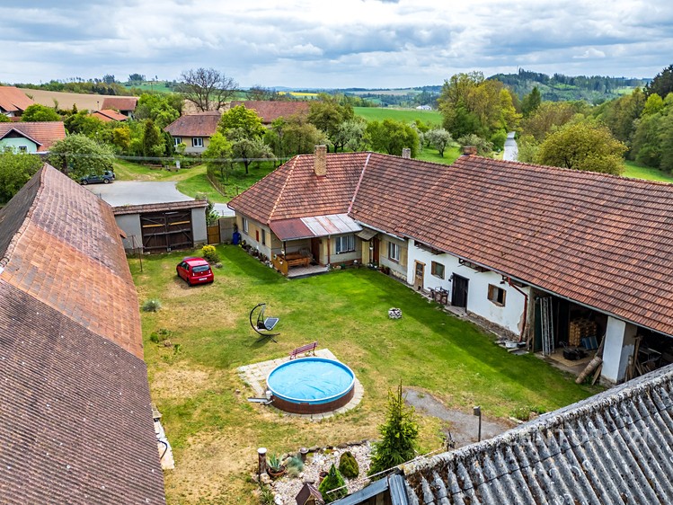 Haus zum Kauf, 154 m² (1 von 25)
