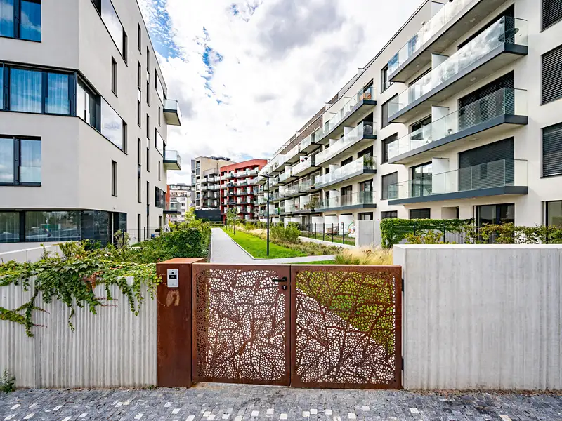 Pronájem bytu 3+kk 73 m², Praha – náhled fotky 1