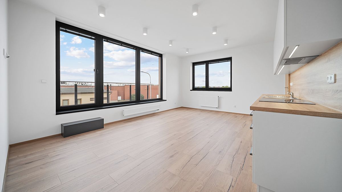 Pronájem bytu 3+kk 76 m² – fotografie 4