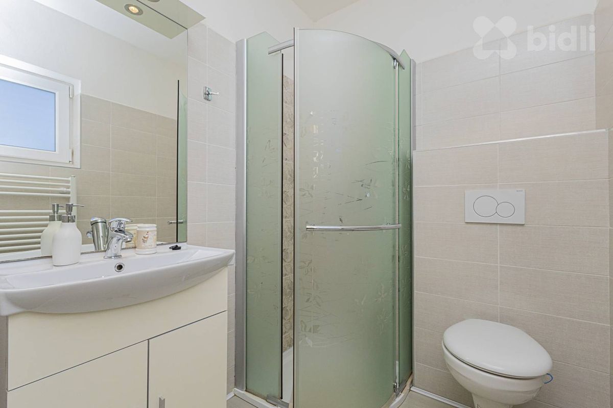 Prodej rodinného domu 153 m², pozemek 532 m² – fotografie 4