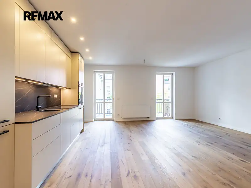 Pronájem bytu 4+kk 130 m², Praha – náhled fotky 3